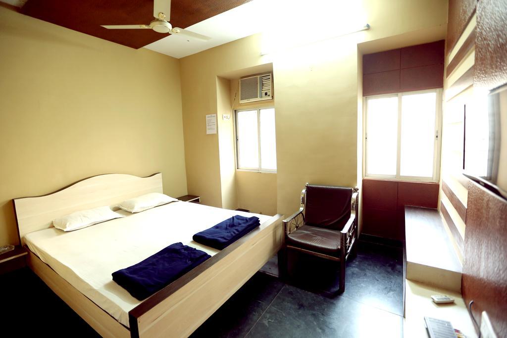 Central Guest House Calcutta Eksteriør billede