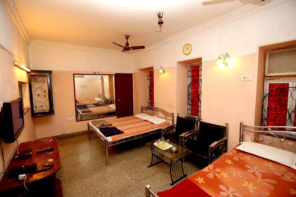 Central Guest House Calcutta Eksteriør billede