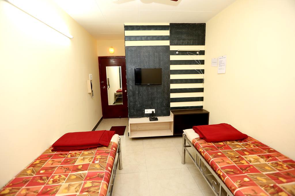 Central Guest House Calcutta Eksteriør billede